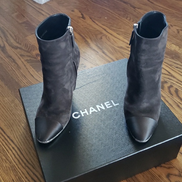 Chanel boots - Picture 2 of 4